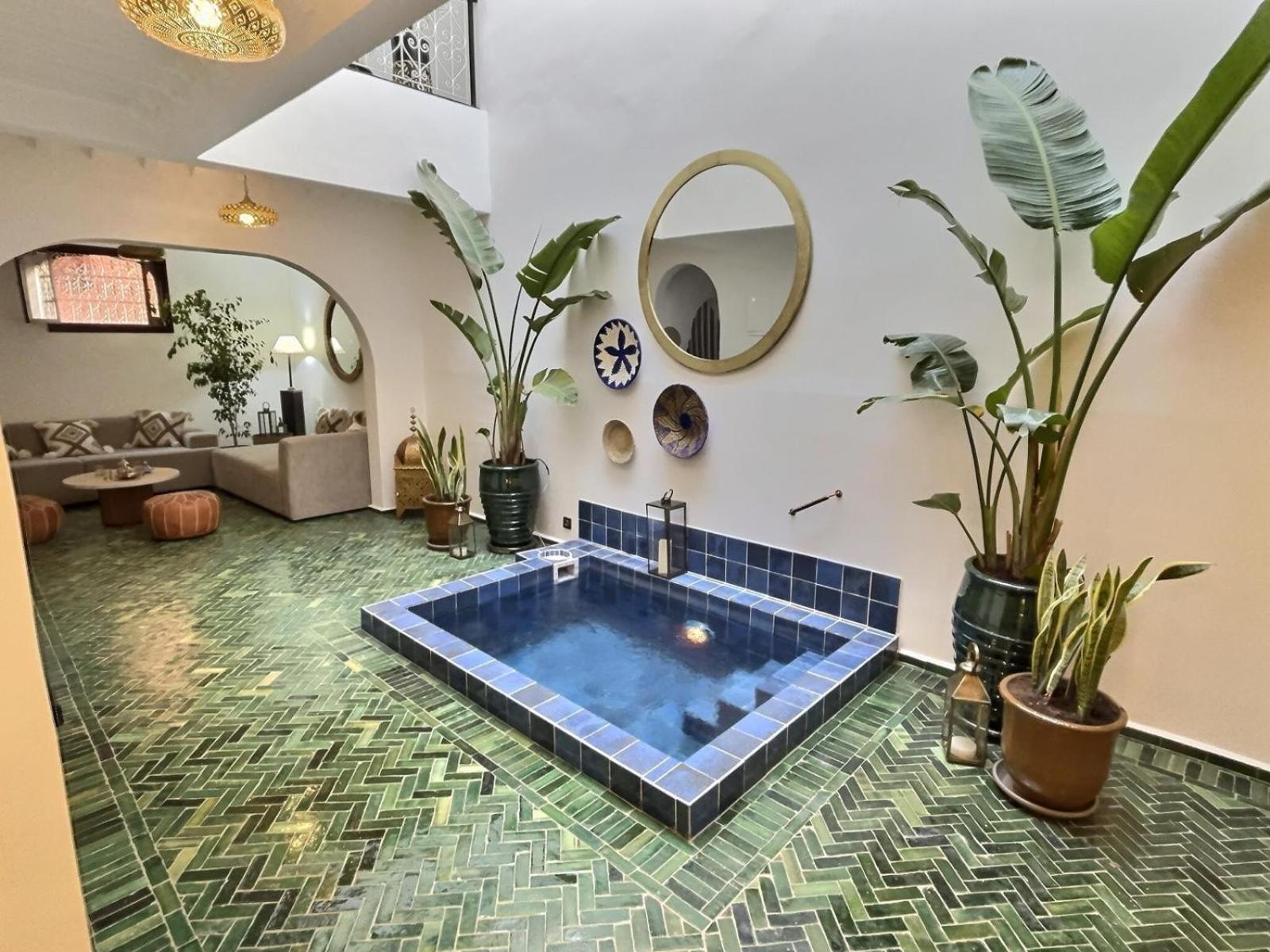 Privatise Jusqu A 10 Personnes Avec 5 Avec Bassin Pres De La Celebre Place Jemaa El Fna Holiday home *